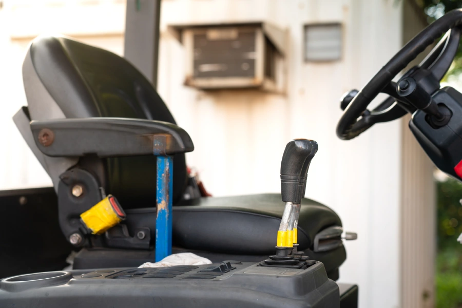 Common Forklift Issues That Require Professional Repair Service Forest Lake, MN Common Forklift Issues That Require Professional Repair Service Forest Lake, MN