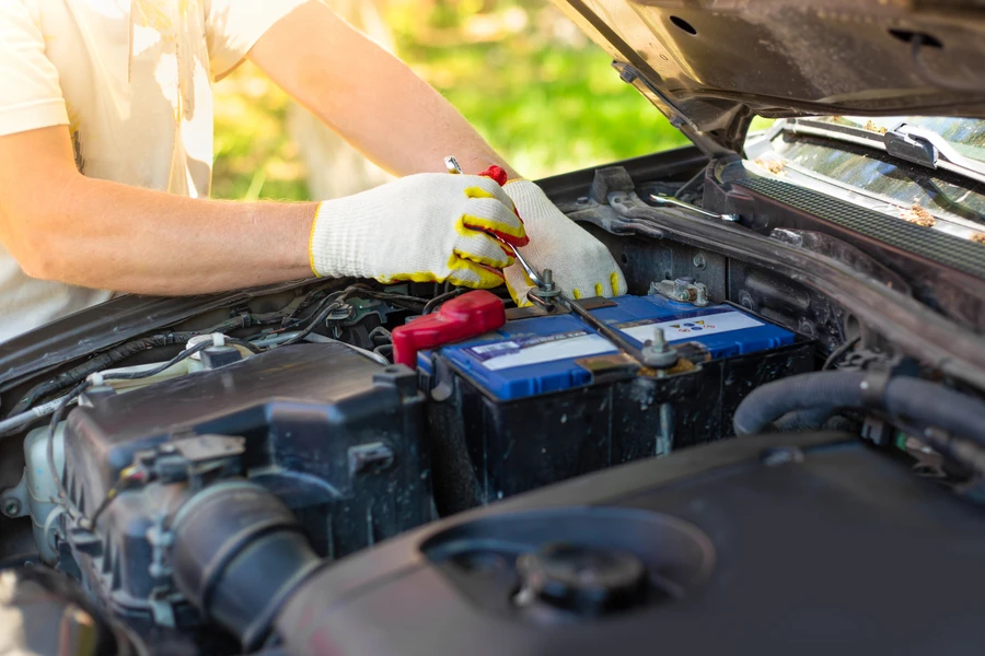 How Mobile Auto Repair Saves Time For Busy Drivers in Forest Lake, MN How Mobile Auto Repair Saves Time For Busy Drivers in Forest Lake, MN